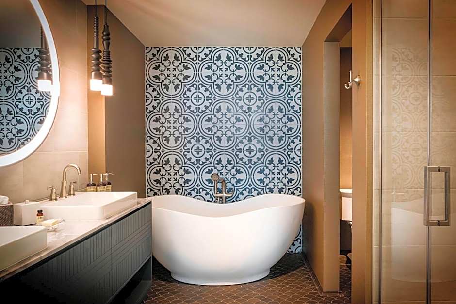 The Elizabeth Hotel, Autograph Collection by Marriott