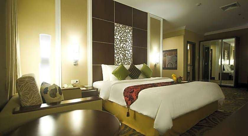 Emerald Garden Hotel