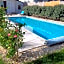 Chambre d'hôtes de Verdigné Piscine chauffée Parking Wifi