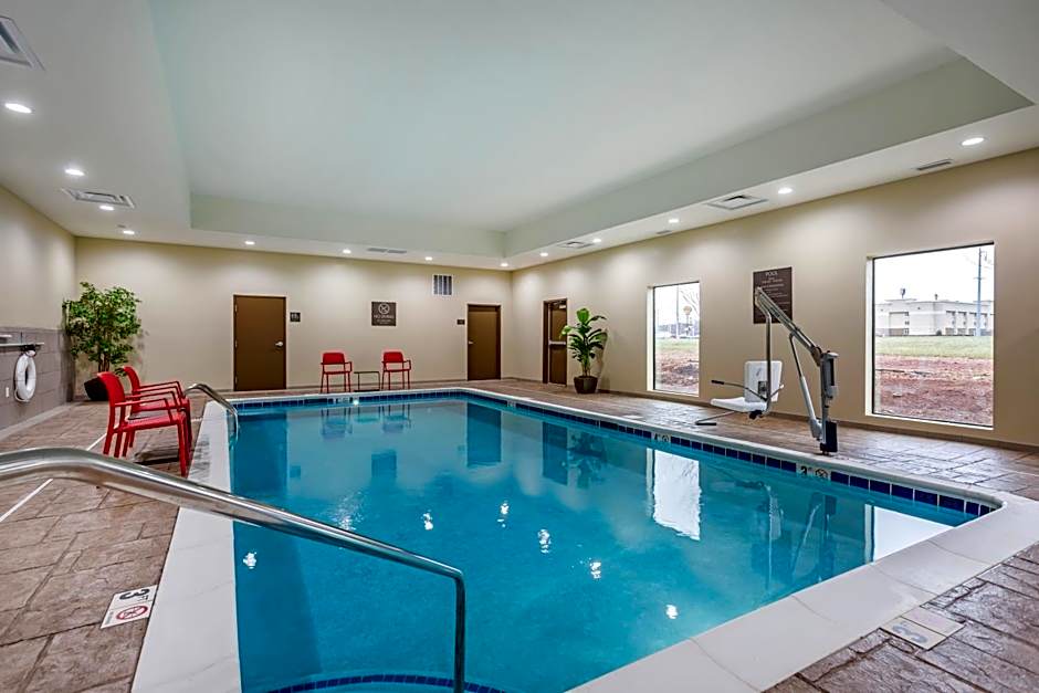 Comfort Suites