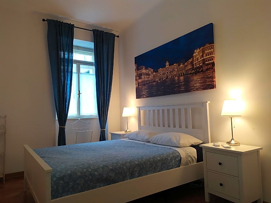 Appartamento in centro con wifi e posto auto in garage