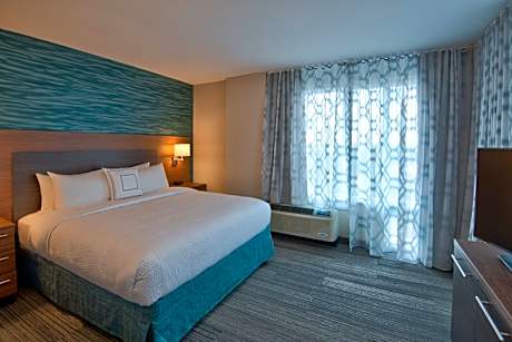 1 Bedroom Suite, 1 King, Sofa bed