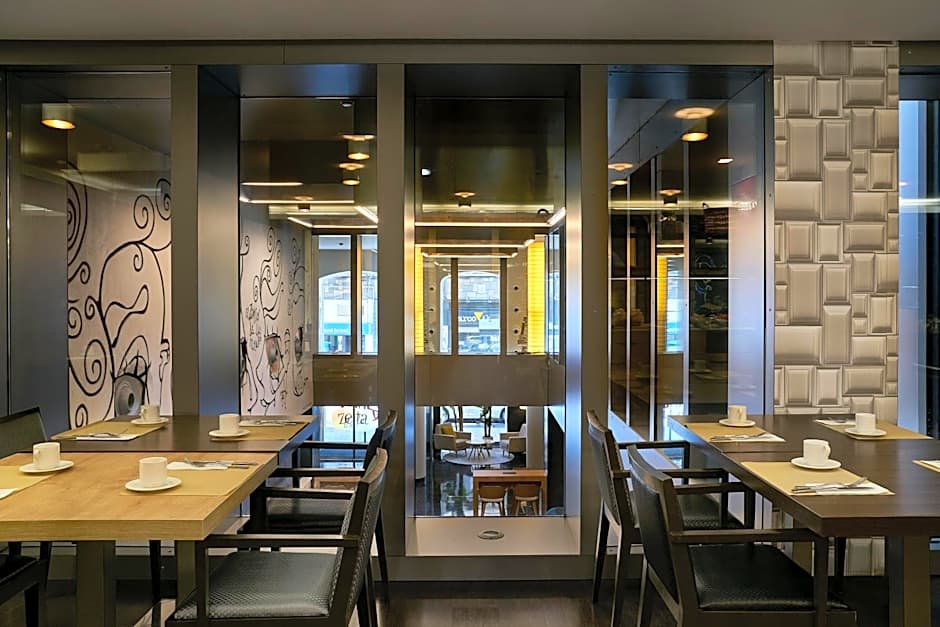 Vincci Zaragoza Zentro