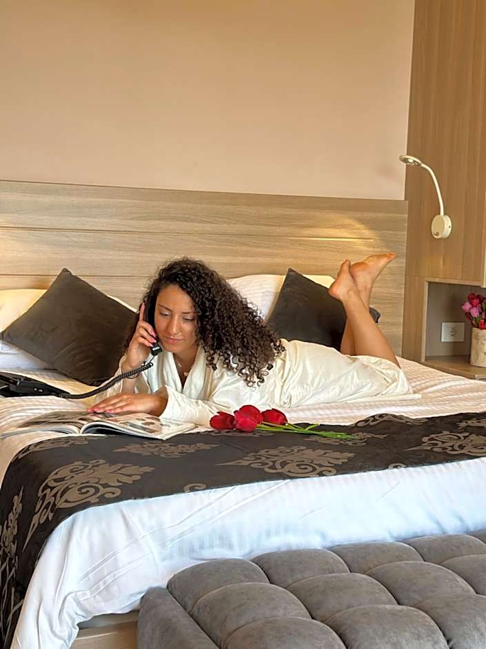 HOtello guest suites