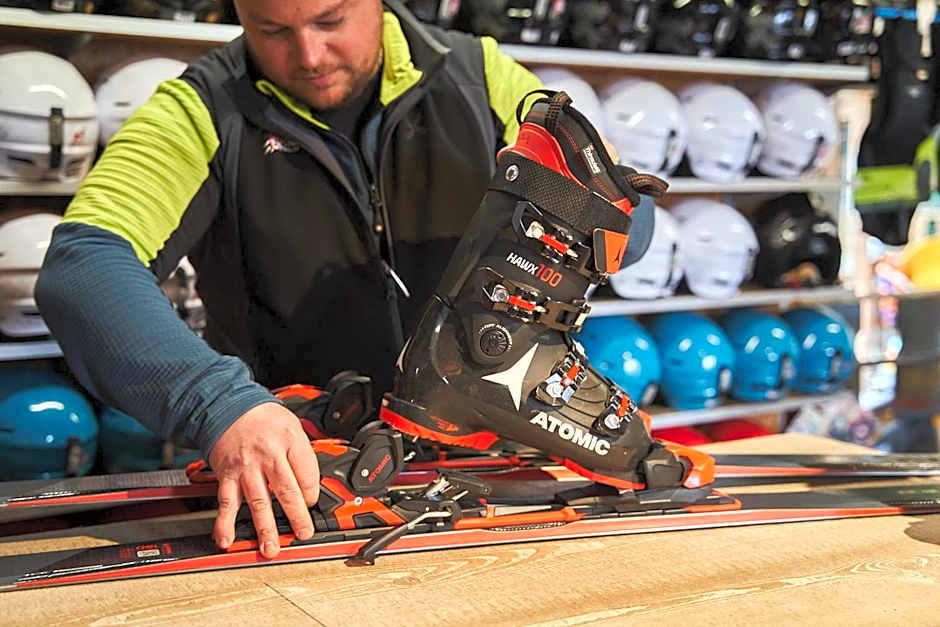 Hotel Dolomiti - Azzurro Club