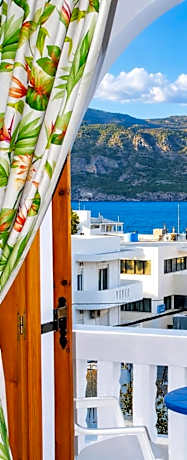 Sea Stone Apartments