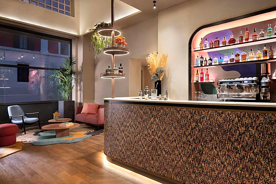 Spring House Hotel Rome Vatican, Tapestry Collection Hilton