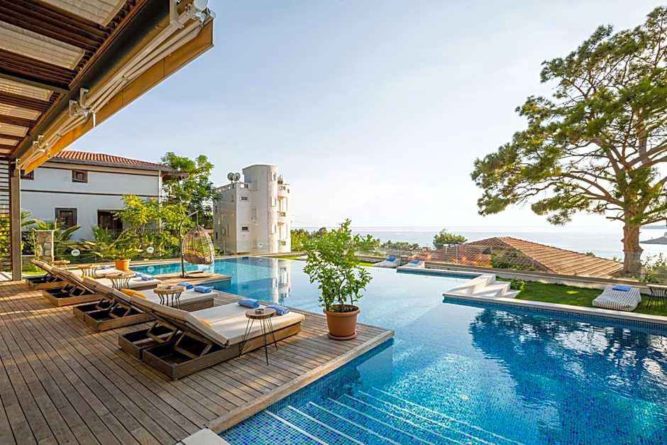 Melanippe Relaxing Hotel