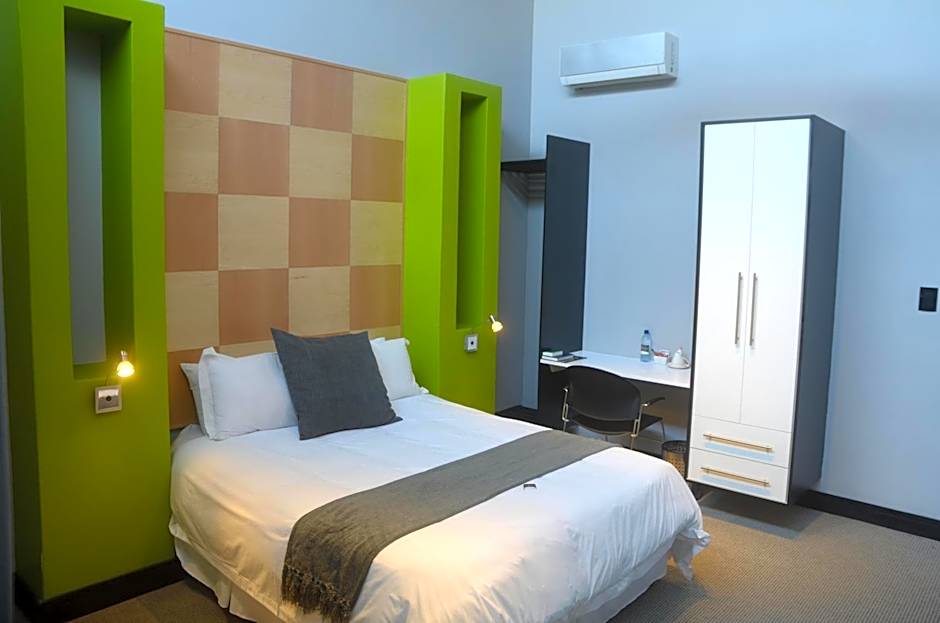 City Living Boutique Hotel