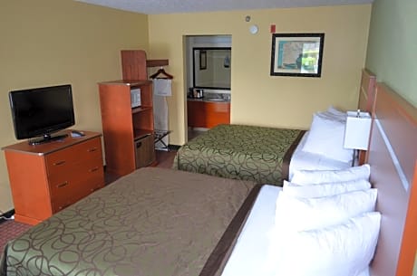 Accessible Two Queen Beds