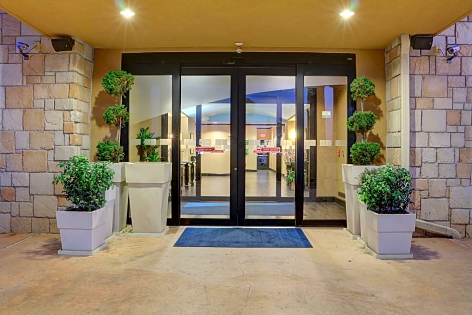 Holiday Inn Express Hotel & Suites Texarkana East, an IHG Hotel