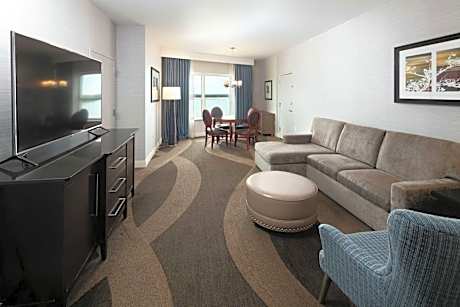 Parlor with Sofabed