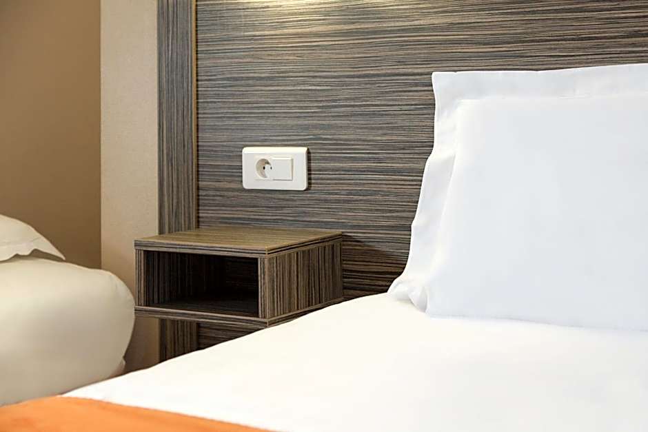 The Originals City, Hotel L'Acropole, Saint-Etienne Sud (Inter-Hotel)