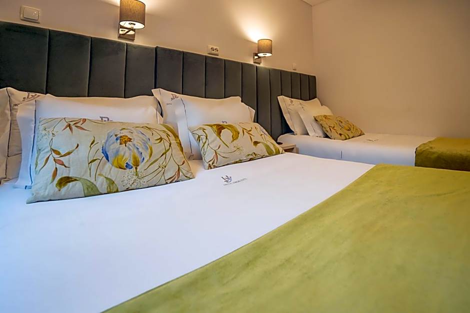 Dinya Lisbon Hotel & Lounge Bar