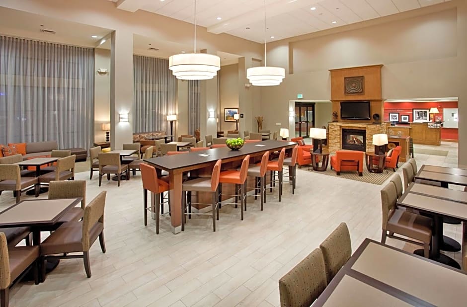 Hampton Inn By Hilton & Suites Phoenix Glendale-Westgate