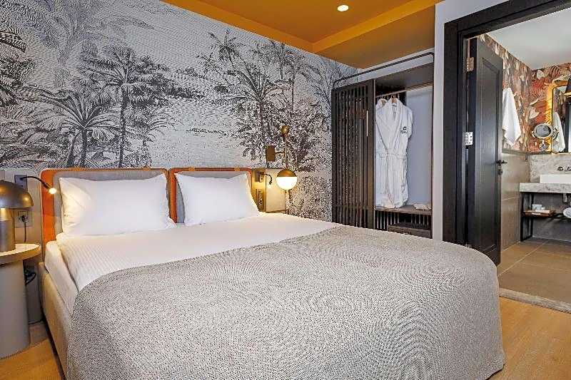 Sherwood Premio Hotel