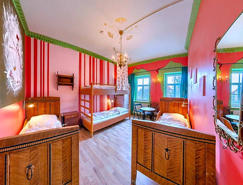 Labyrinth Hostel Weimar
