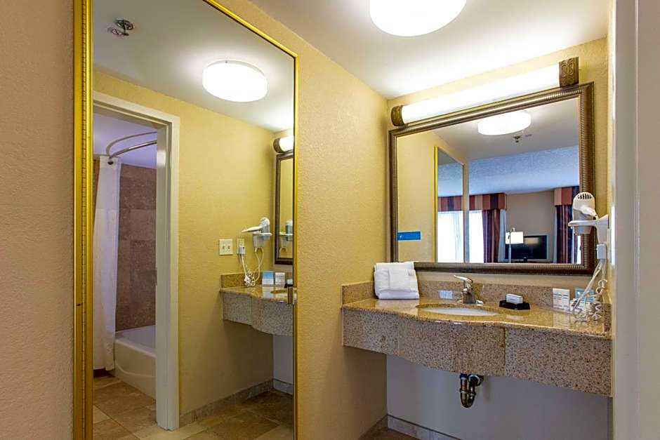 Hampton Inn By Hilton & Suites Jacksonville-Airport