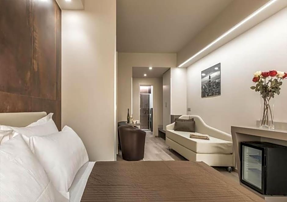 Astoria Deluxe rooms