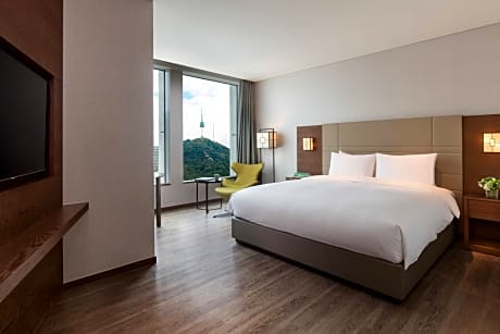 Deluxe Large King Room with Seoul Tower View