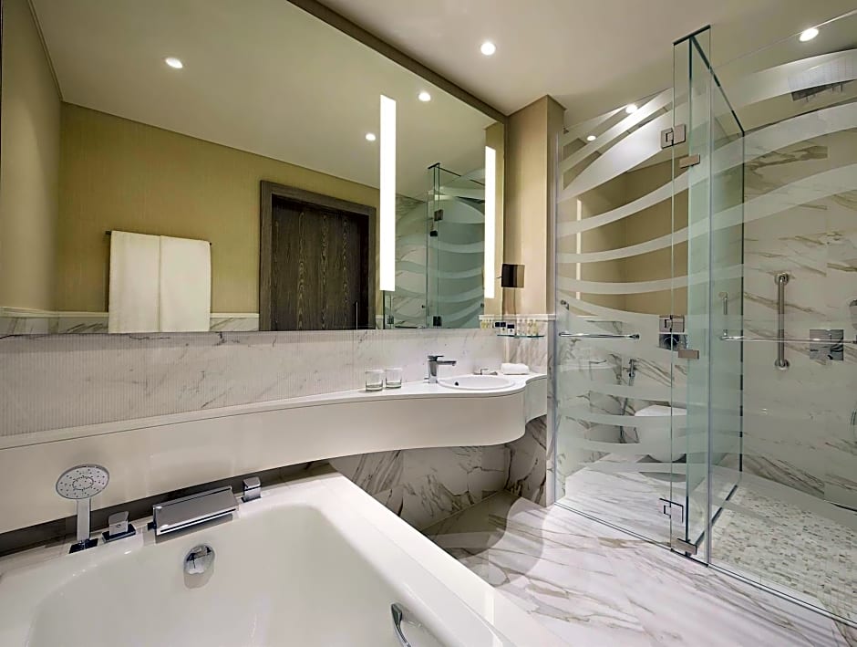 DoubleTree By Hilton Hotel Doha Old Town