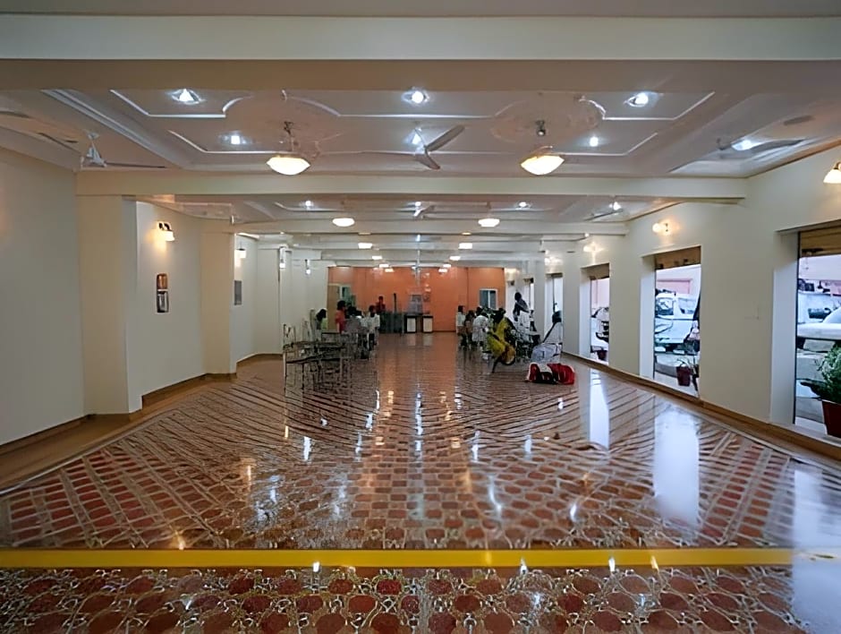 Hotel Navaratan Palace