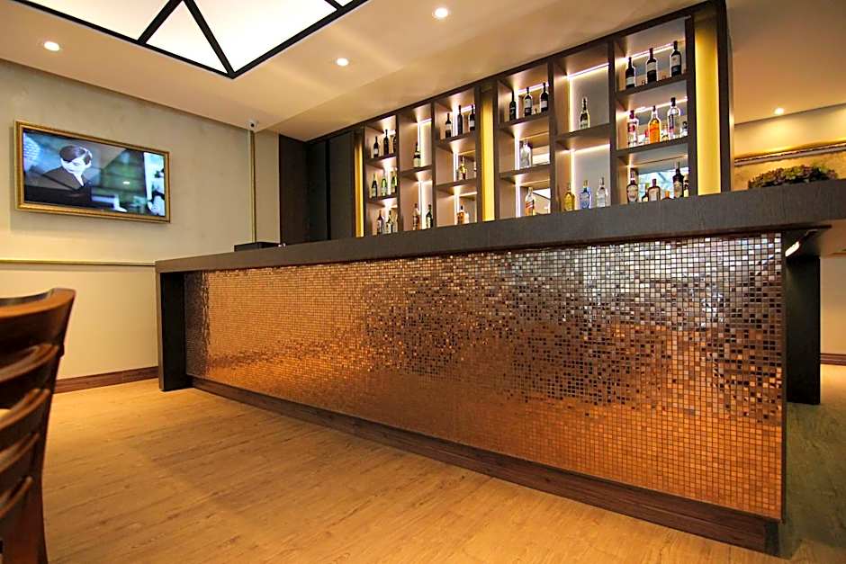 Nacional Inn Poços de Caldas - Lazer completo e Gastronomia no Centro