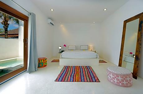 Garden Bungalow with Private Plunge Pool
