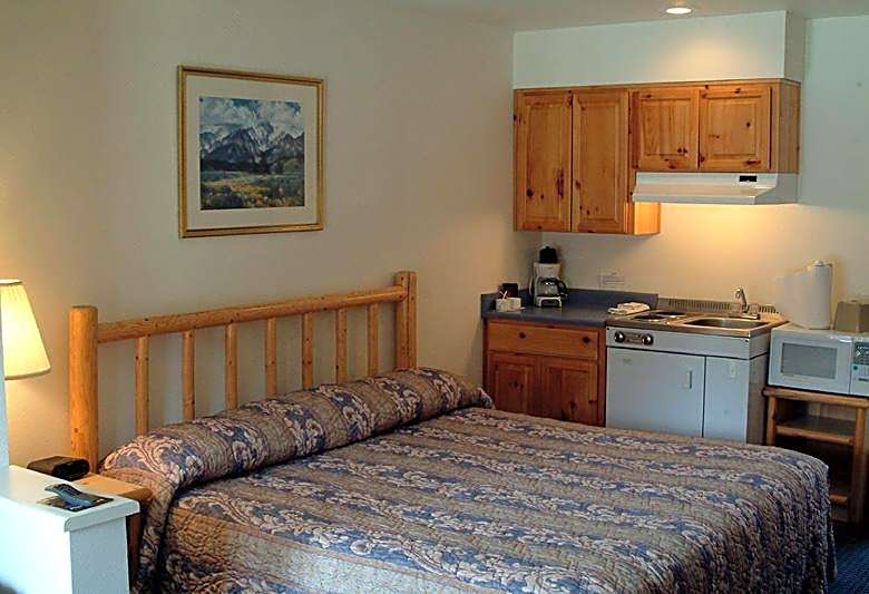 Edgewater Inn Shady Cove