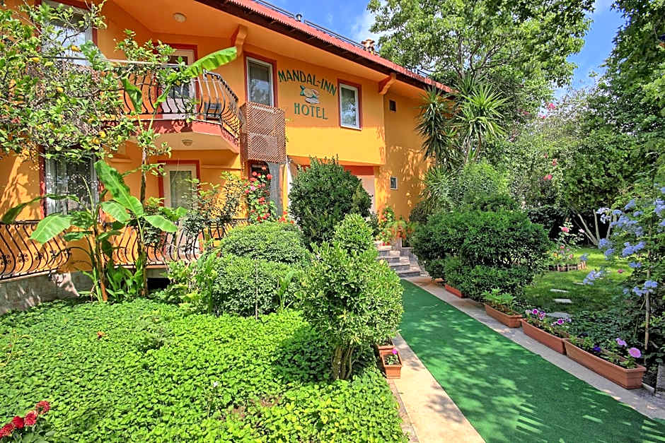 Mandalinn Hotel