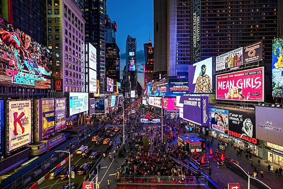 Renaissance by Marriott New York Times Square Hotel