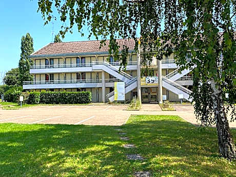 Premiere Classe Avallon Sauvigny Le Bois