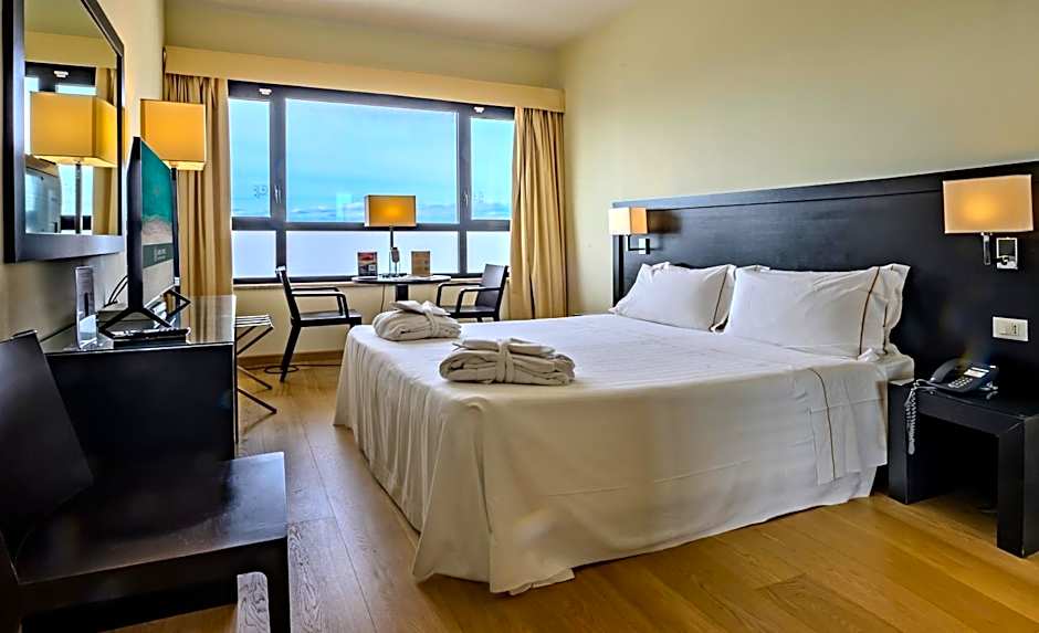 Sardegna Hotel - Suites & Restaurant