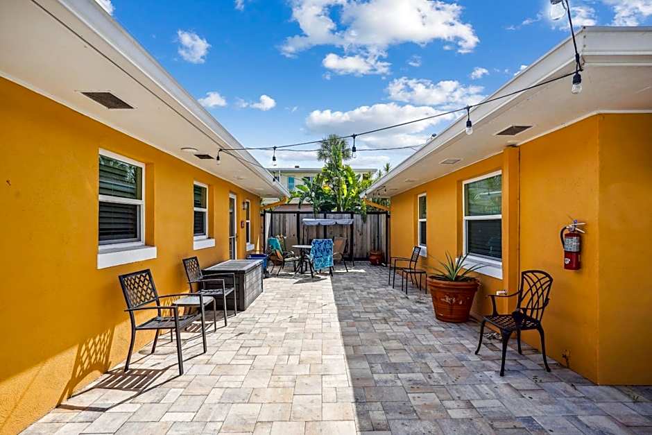 Upham Beach Inn - #2 Studio