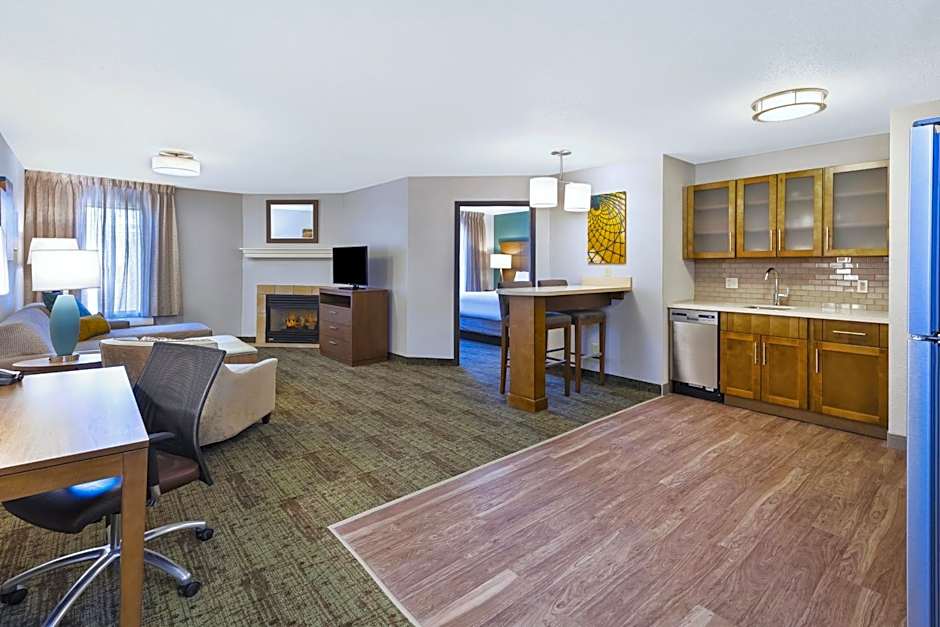Staybridge Suites Columbia-Highway 63 & I-70 By IHG