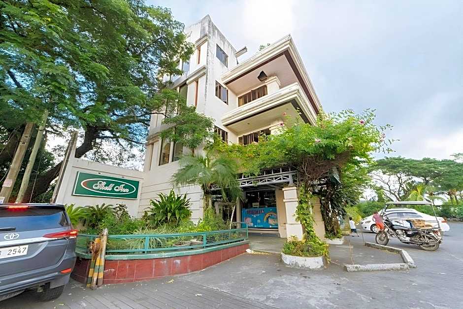 RedDoorz @ Arimbay Legazpi City