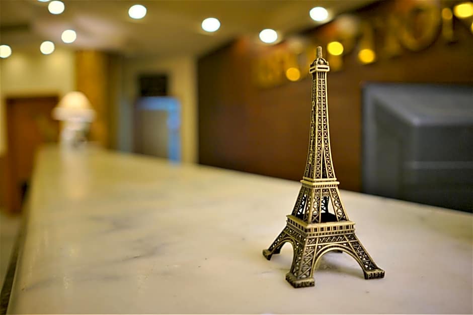 Silk Road Hotel