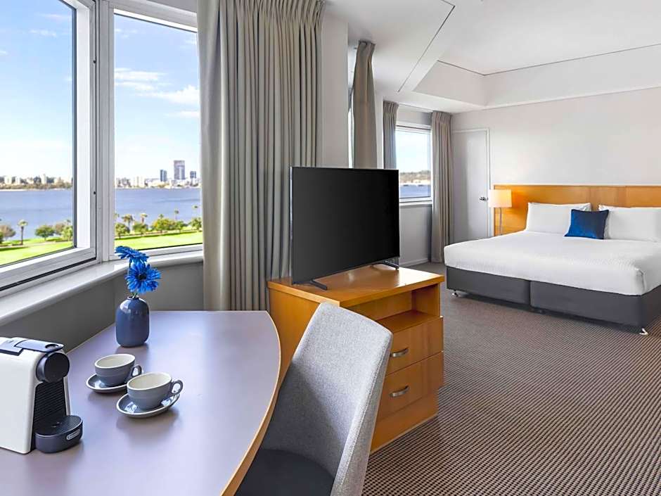 Novotel Langley Perth