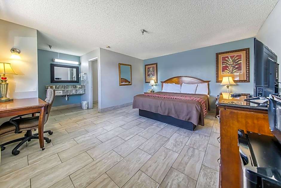 Rodeway Inn & Suites Haines City