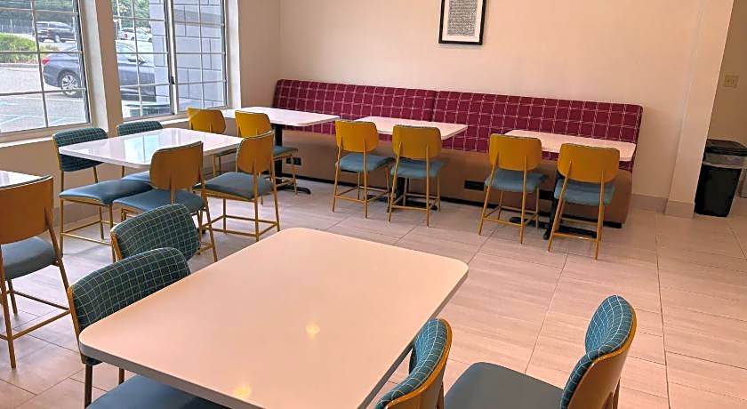 Garner Hotel Mahwah By IHG