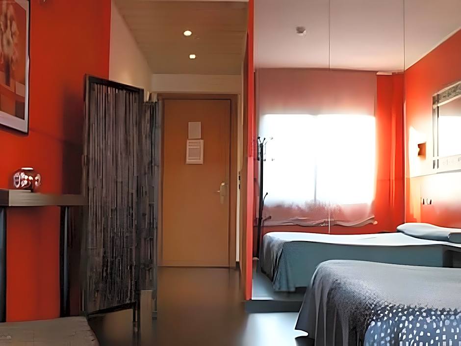 Photo 1 of 2 of Junior Suite