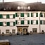 Hotel Blume - Swiss Historic Hotel