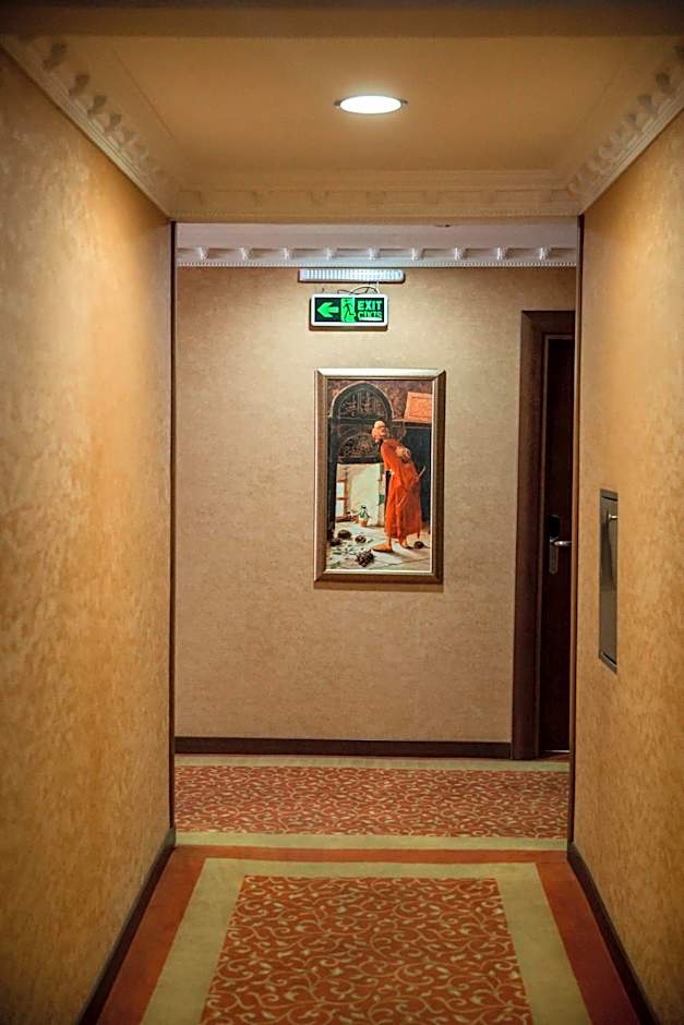 Yuksel Hotel