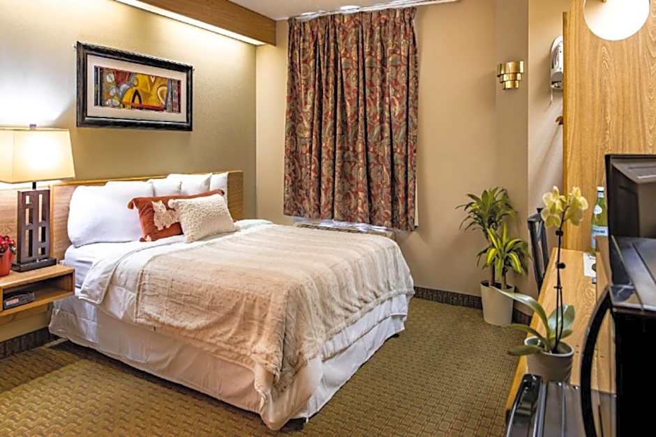 OYO Hotel Lincoln Airport NE, Hwy 80