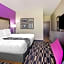 La Quinta Inn & Suites by Wyndham McAllen Convention Center