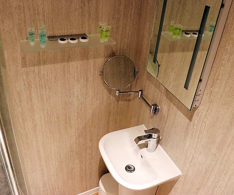 The Queen's Head Hotel