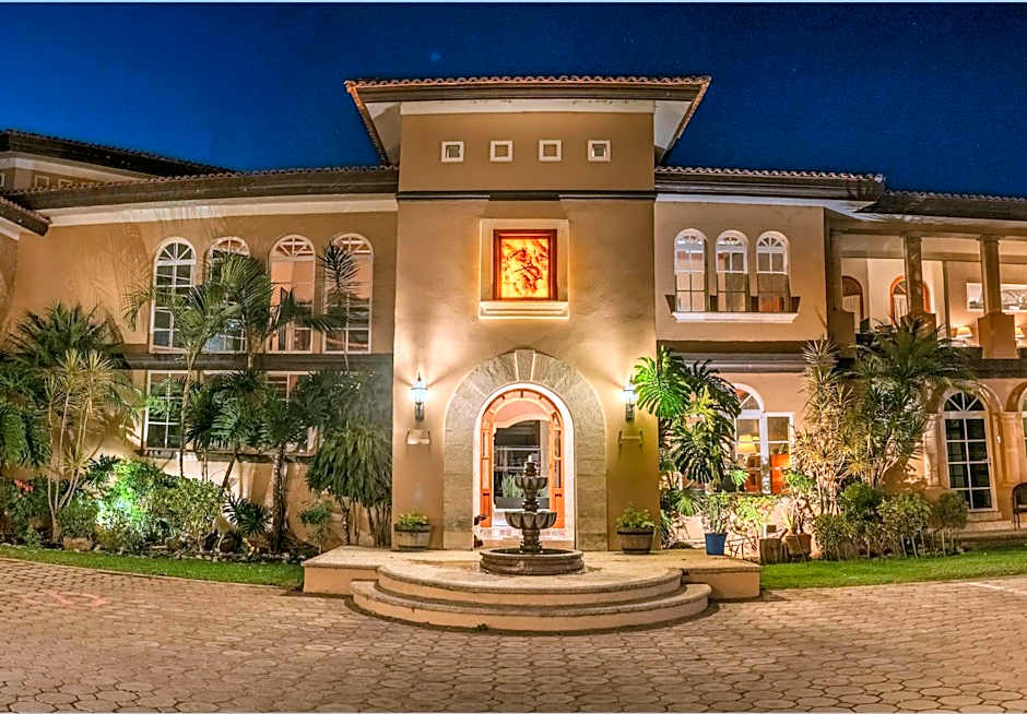Hotel Esmeralda