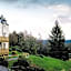 Macdonald Forest Hills Hotel & Spa
