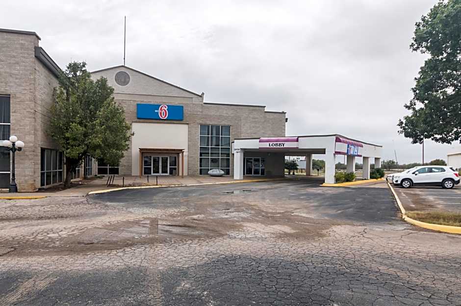 Motel 6-Snyder, TX
