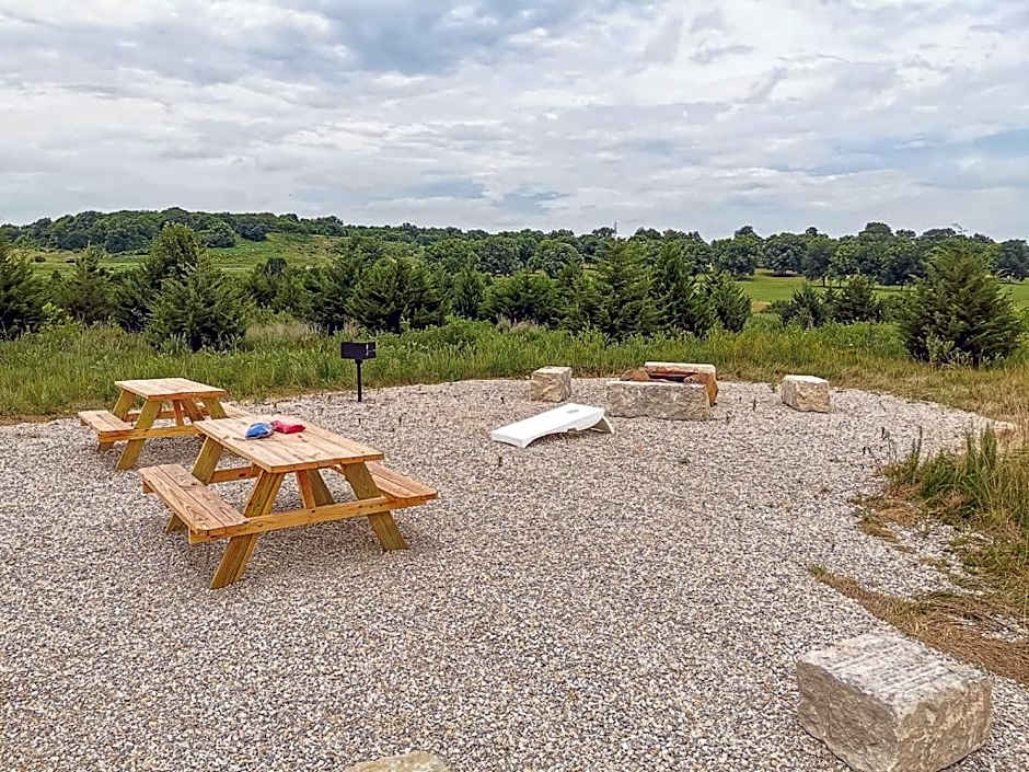 Valley Cabins Double Queen Hotel Room